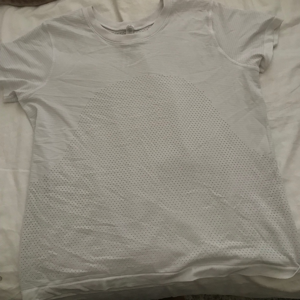 Lulu lemon workout shirt